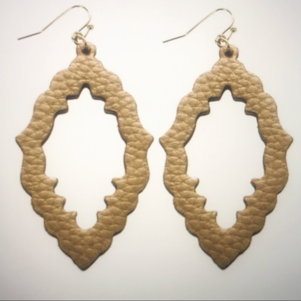 Leather earrings, fashion earrings